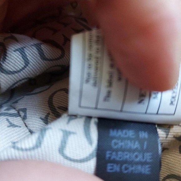 Y2K GUESS Monogram Tote Slouchy Shoulder Bag Metallic Accents - Picture 5 of 10